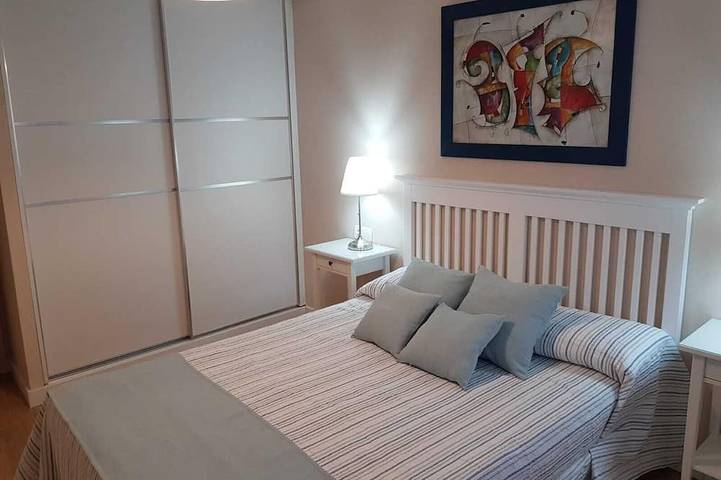 Gîte pour 2 personnes, avec Balcon dans Tazones - 2