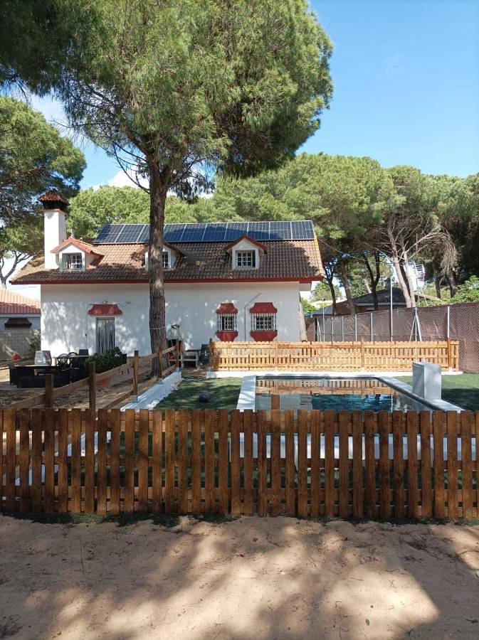 Ferienhaus für 12 Personen, mit Garten und Pool sowie Ausblick, mit Haustier - 1