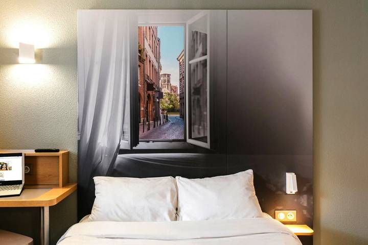 Hôtel pour 4 personnes dans Cité de l'Espace - 2