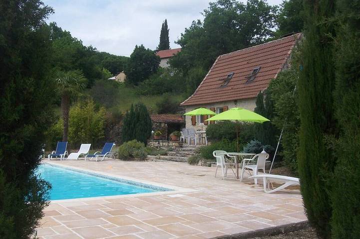 Location de vacances pour 8 personnes, avec Jardin à Saint-Médard