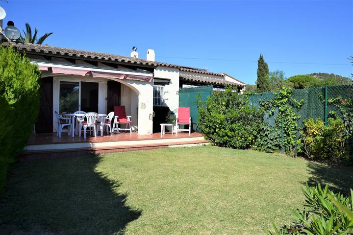 Chalet für 2 Personen, mit Garten und Pool - 1