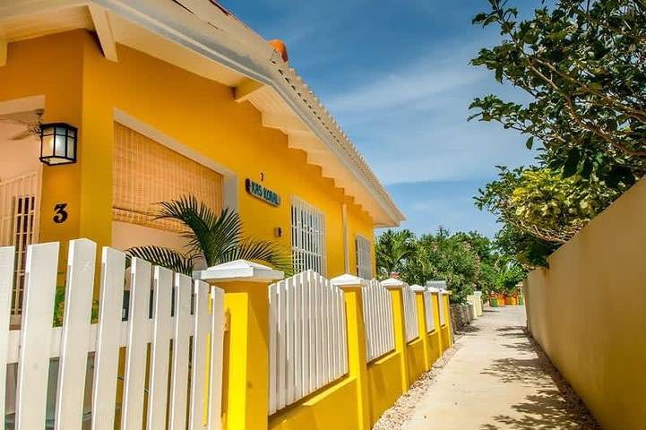 Bungalow pour 4 personnes, avec piscine et jardin - 1