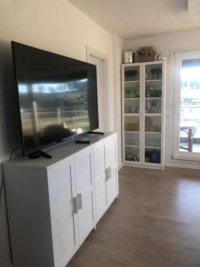 Apartamento entero, Apartamento 3 habitaciones Miramar, Luanco in Luanco, Gozón