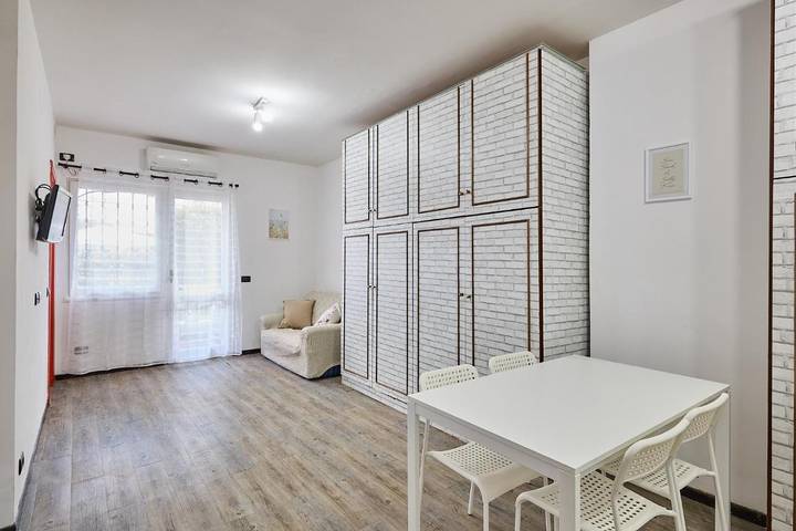 Apartamento de vacaciones para 4 personas, con balcón y piscina - 1