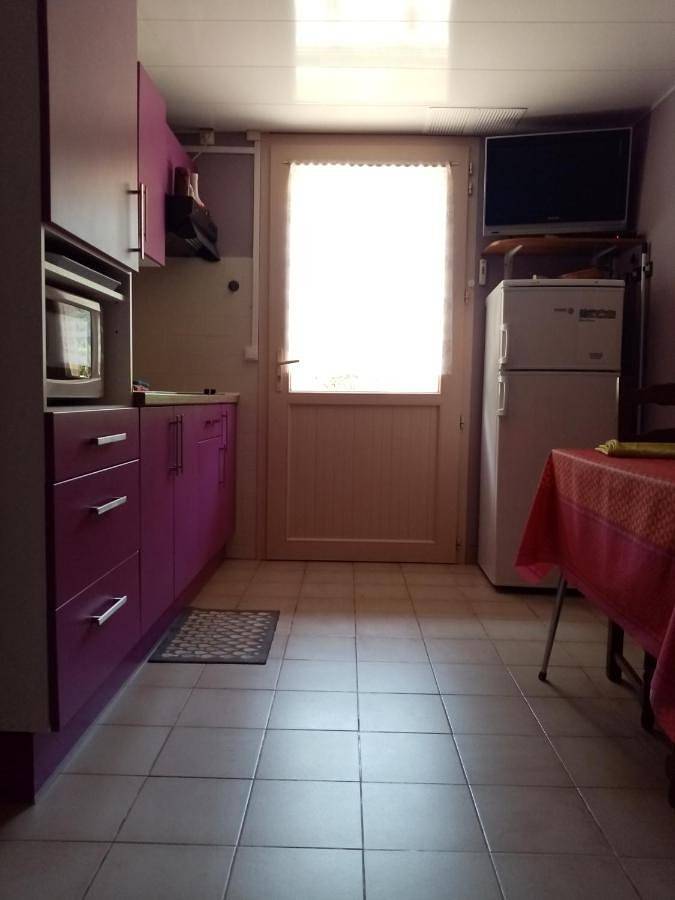 Location de vacances pour 3 personnes, avec jardin et vue à Meyrals - 2