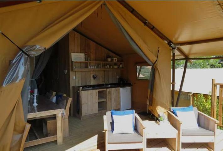 Location de vacances pour 4 personnes, avec jardin à Les Ancizes-Comps - 4