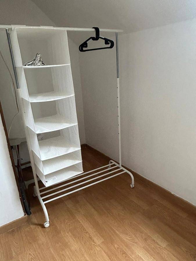 Appartement entier, One-Bedroom Apartment in Égreville, Seine-et-Marne