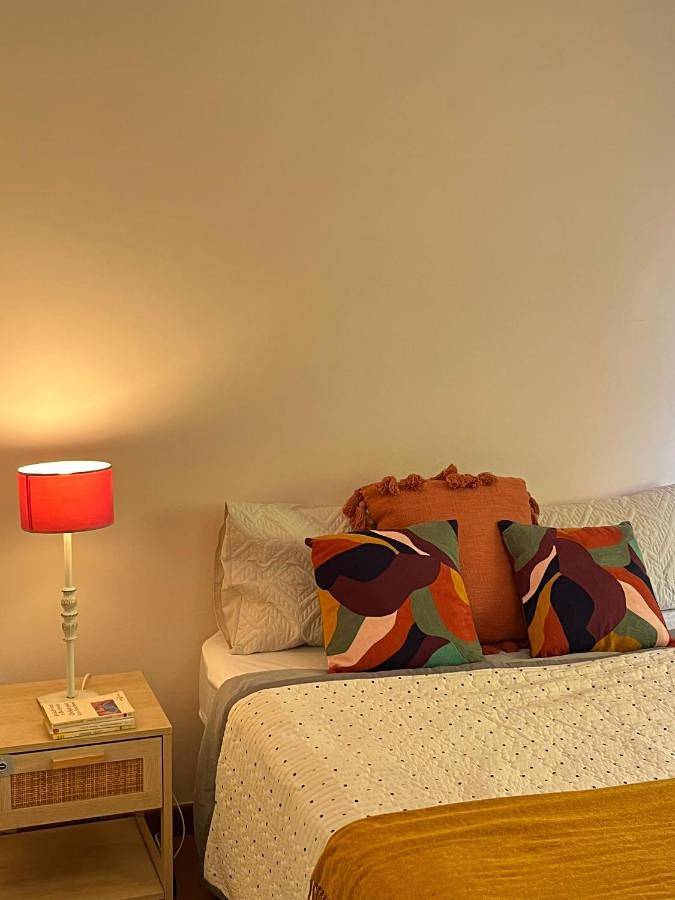 Twin Room with Shared Bathroom in Aix-en-Provence, Côte méditerranéenne (France)