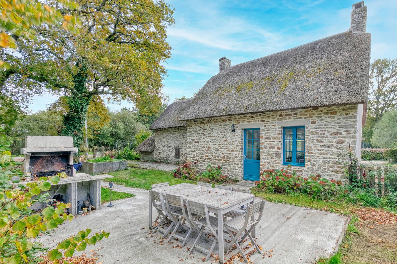 Gîte Chaumière De La Butte, Jardin Privé et Wi-Fi in Marais de la Grande Brière, Saint-Joachim