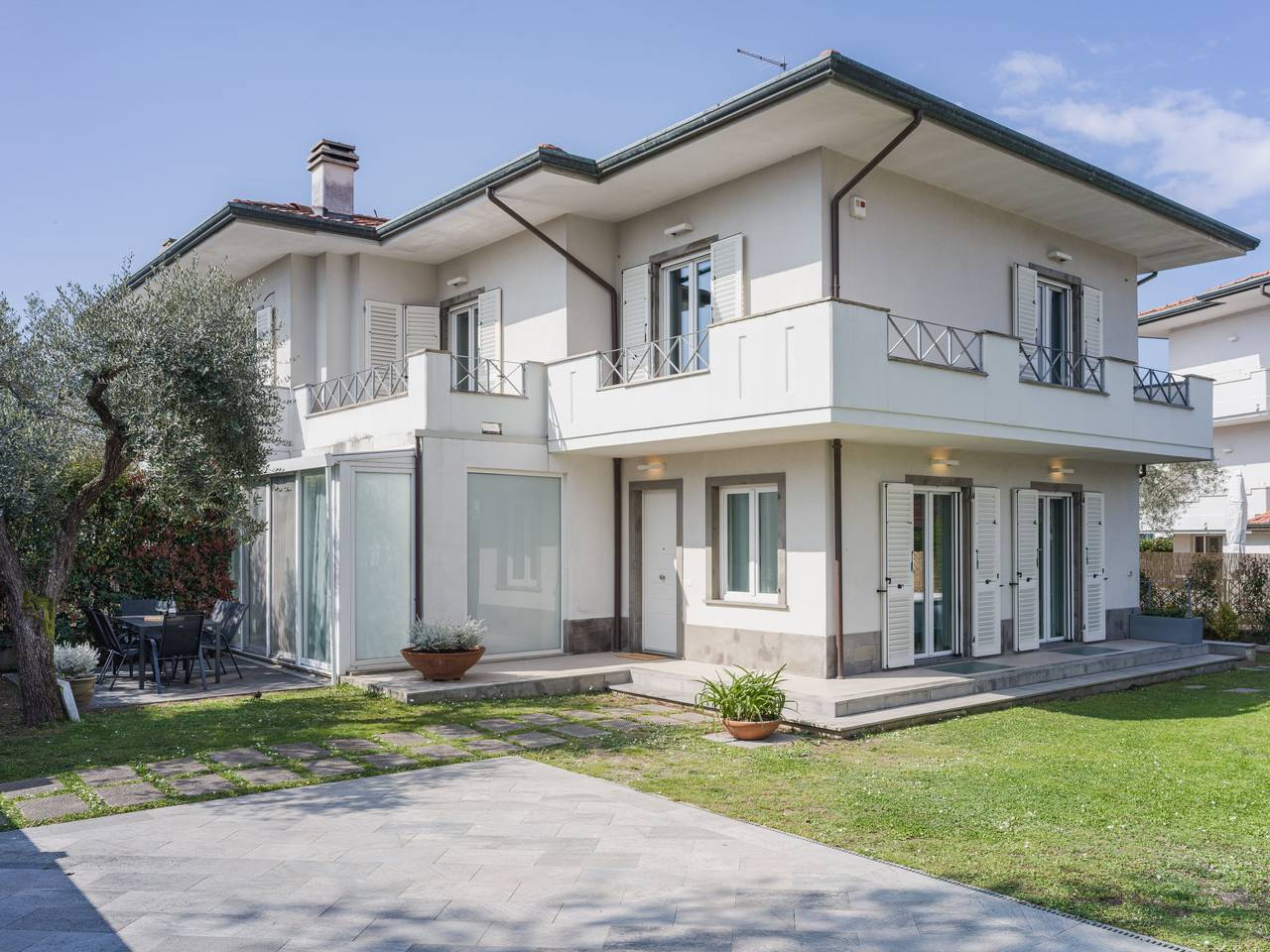 Casa a un passo dal mare in Massa, Italienische Riviera