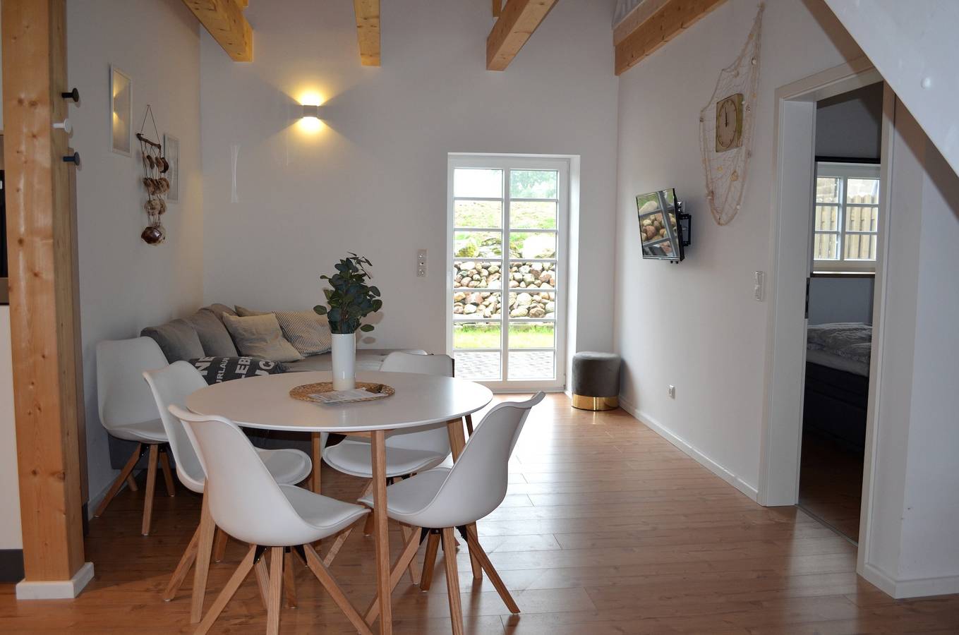 Ganze Wohnung, Ferienwohnung 'Küstenperle' mit privater Terrasse, privatem Garten und Wi-Fi in Heide, Heide und Umgebung