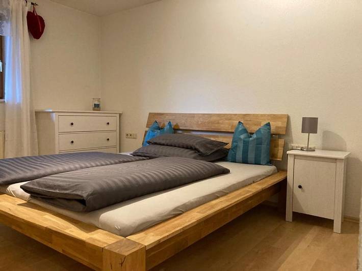 Ferienwohnung für 3 Personen, mit Terrasse und Garten sowie Ausblick in Weißensberg - 2