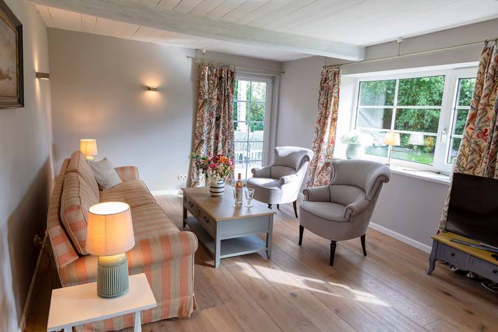 Ferienhaus für 6 Personen, mit Garten und Ausblick in Steinbergkirche - 2