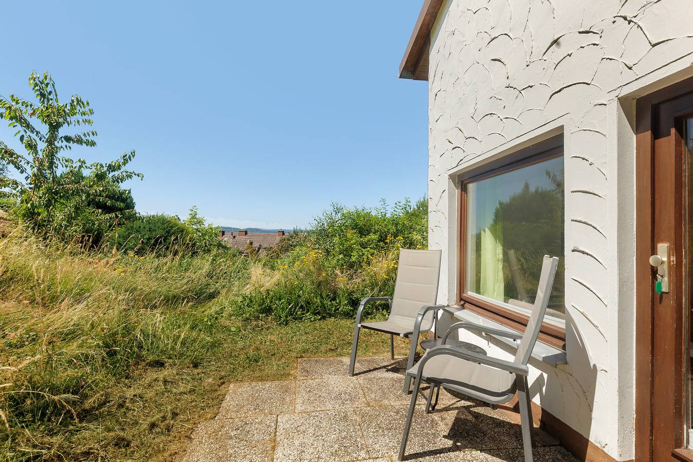 Bungalow 'Die Grüne Wiese' with Shared Terrace, Shared Garden and Wi-Fi in Niedenstein, Schwalm-Eder-Kreis