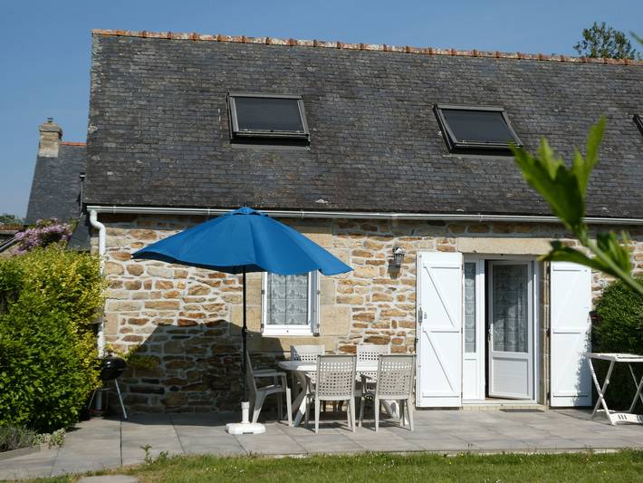 Gîte pour 4 personnes, avec terrasse et jardin, animaux acceptés - 1