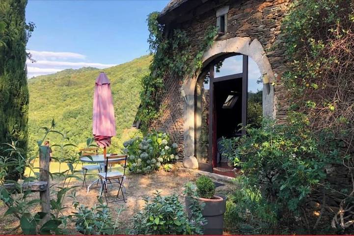 Location de vacances pour 3 personnes à Cassaniouze