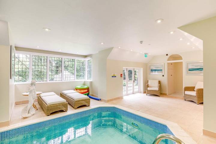 Location de vacances pour 8 personnes, avec Jardin et Piscine dans Bray - 3