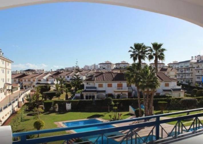 Ferienwohnung für 4 Personen, mit Balkon und Garten in La Mata - 3