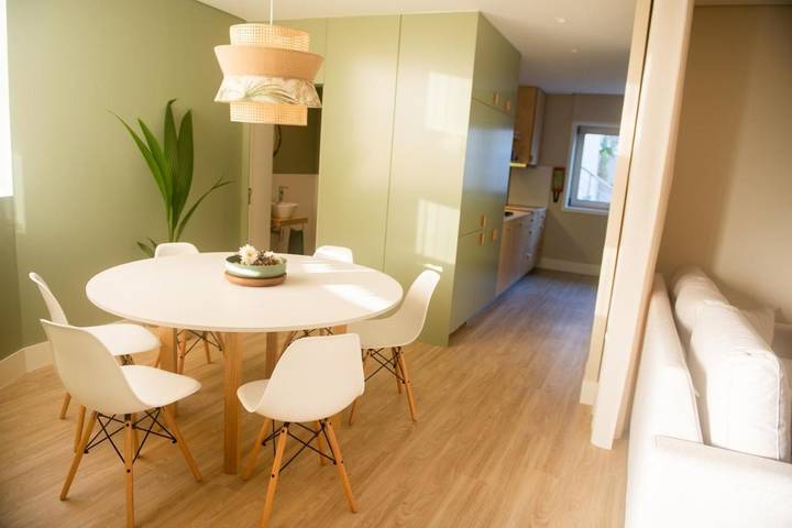 Gîte pour 8 personnes, avec terrasse dans Angeiras - 2