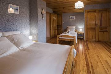 Maison De Vacances pour 10 Personnes dans Aumont-Aubrac, L'Aubrac, Photo 4