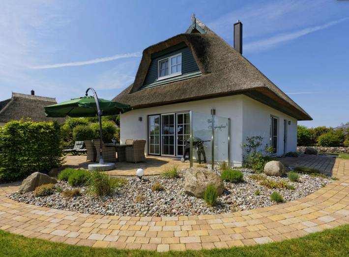 Ferienhaus für 8 Personen, mit Terrasse und Whirlpool sowie Garten und Sauna in Zinnowitz
