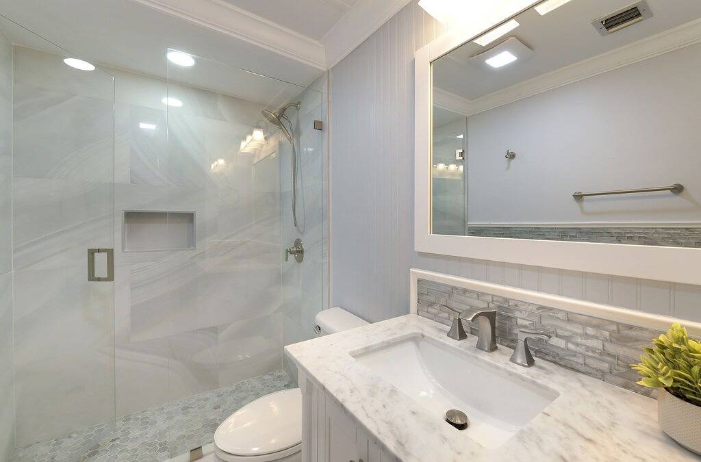 Waterfront Home, 200ft Dock, Gulf Access, Kayaks, Bicycles, Mini Golf, Game Room in Marathon, Monroe County