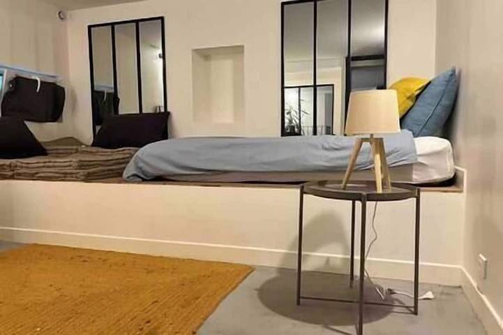 Geheel appartement, Industrieel Gastenverblijf In Het Hart Van Parijs | Flexibele Ruimte Voor 12 in Parijs, Ile de France