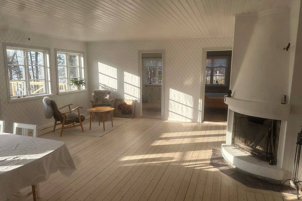 Timmerstuga för 6 Personer in Vaxholm, Stockholms skärgård