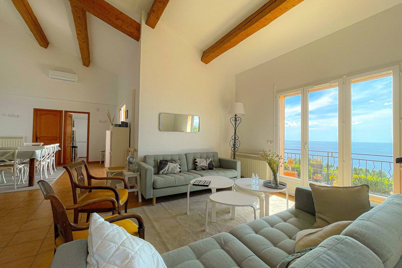 Villa voor 11 personen met terras in Anthéor, Saint-Raphaël