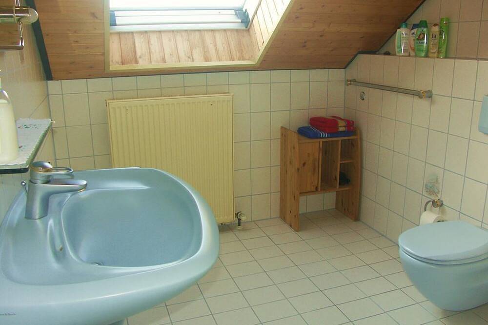Ganze Wohnung, Ferienwohnung Runkel - Appartement/Fewo, Dusche und Bad, Wc, Balkon in Ehlscheid, Rheinland-Pfalz