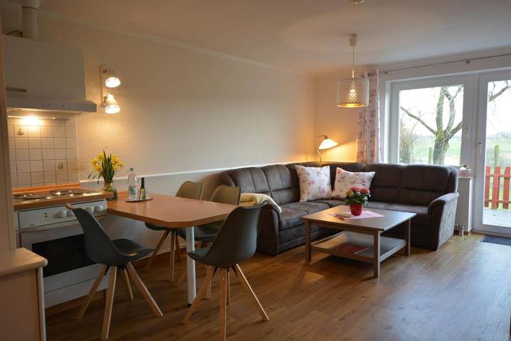 Ferienwohnung für 4 Personen, mit Terrasse und Ausblick in Schönwalde am Bungsberg - 3