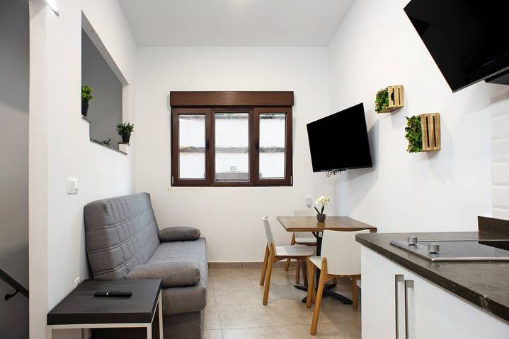 Apartamento entero, Vacaciones 'Jardin Cardona' con Wi-Fi in Arucas, Arucas (municipio)