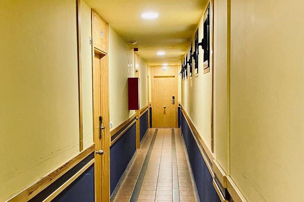 Ganze Wohnung, Schöne Wohnung in Zentrumsnähe in Sierra Nevada Ski Resort, Monachil