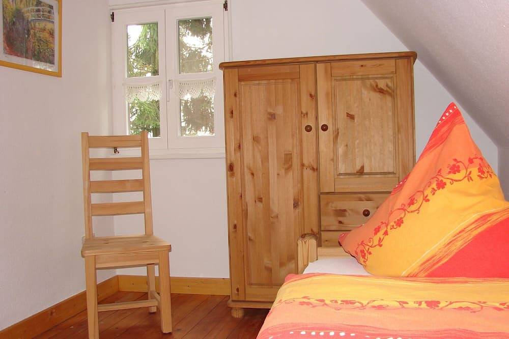 \"Hexenhaus\" Ferienhaus in kleinem Eifeldorf in Hersdorf, Eifelkreis Bitburg-Prüm