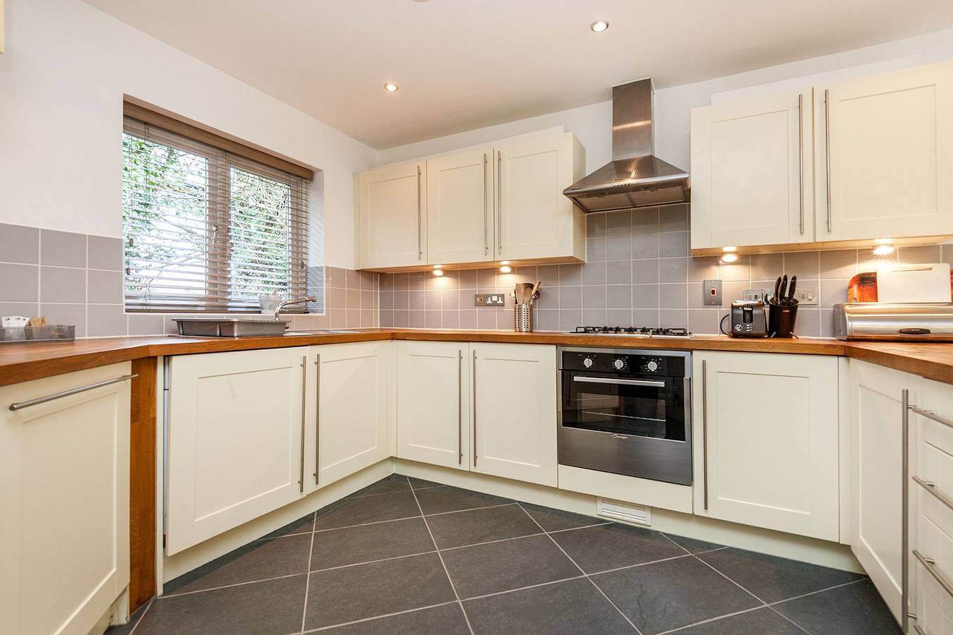 6 The Stables in Cornwall