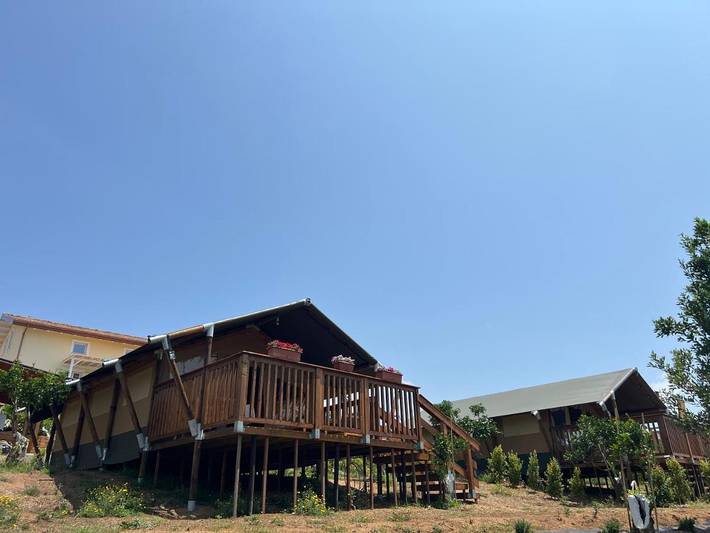 Camping für 2 Personen, mit Terrasse und Garten sowie Ausblick in Latium - 4