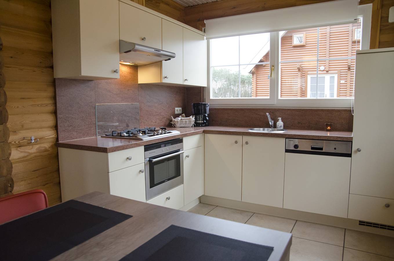 Landal Mooi Zutendaal — 6-persoons bungalow in Zutendaal, Hasselt en omgeving