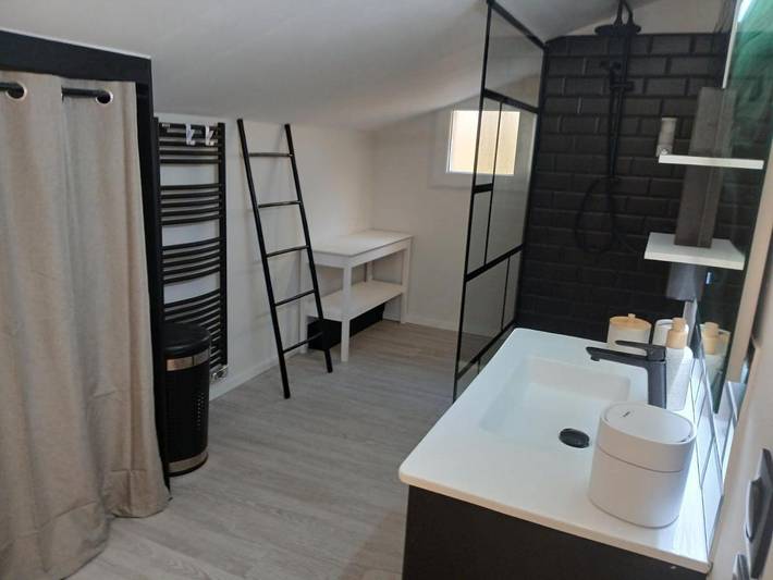 Chambre d’hôte pour 2 personnes, avec jardin ainsi que piscine et vue, animaux acceptés à Perpignan - 3