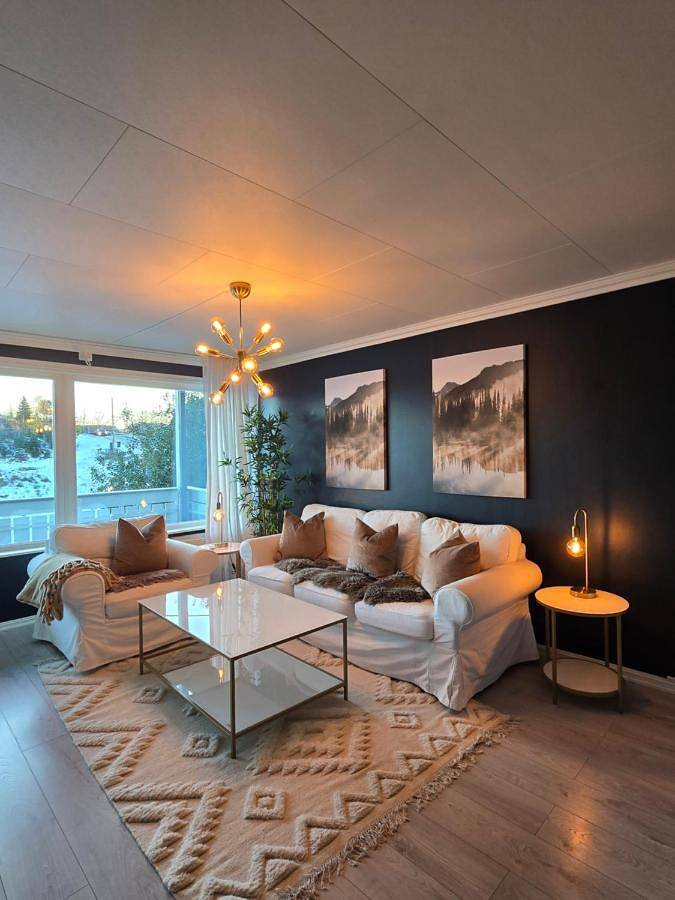 Ferienwohnung für 4 Personen, mit Balkon und Terrasse sowie Garten und Ausblick in Stord