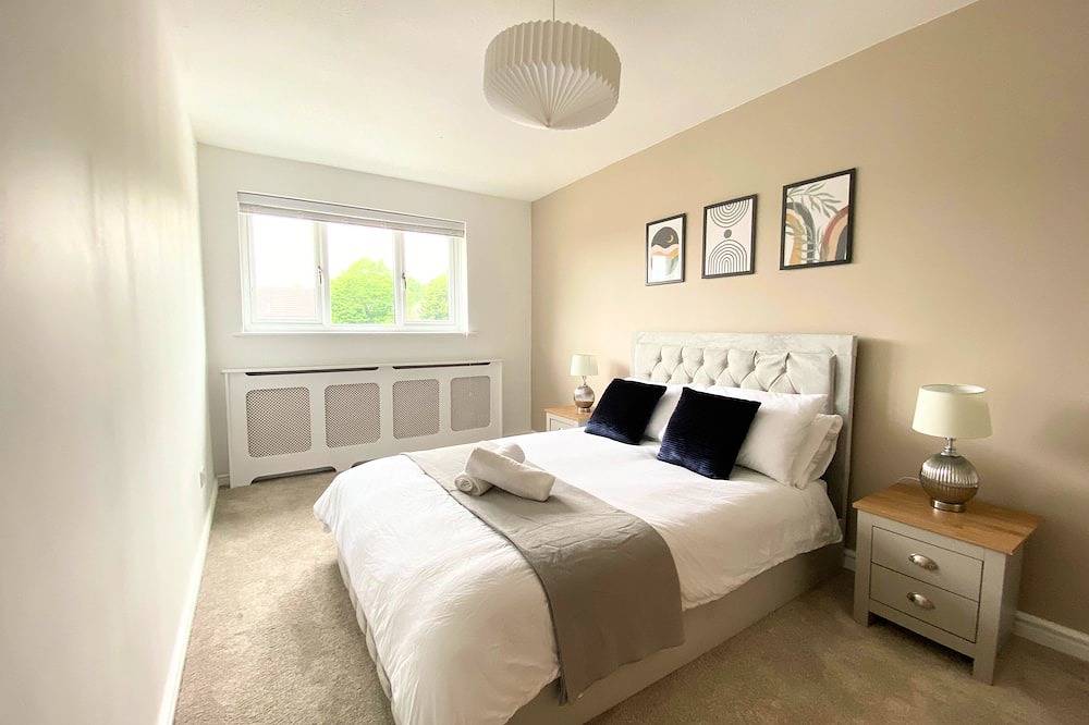 4 Bed Spacious House, Perfect for Families, Couples & Contractors in Milton Keynes, Zuidoost Engeland