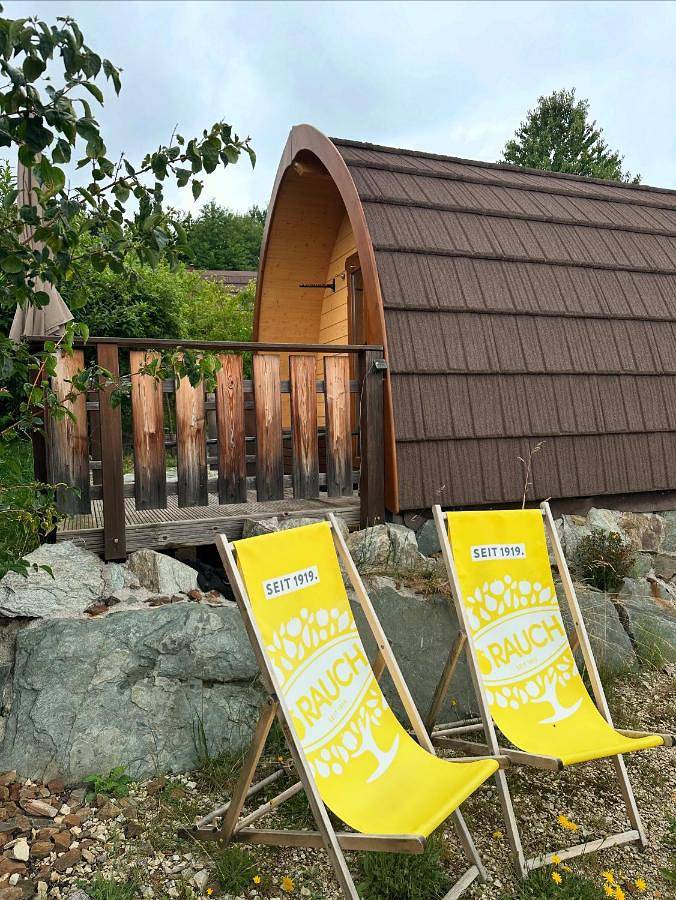 Ferienpark für 4 Personen, mit Garten und Pool sowie Ausblick, mit Haustier - 1