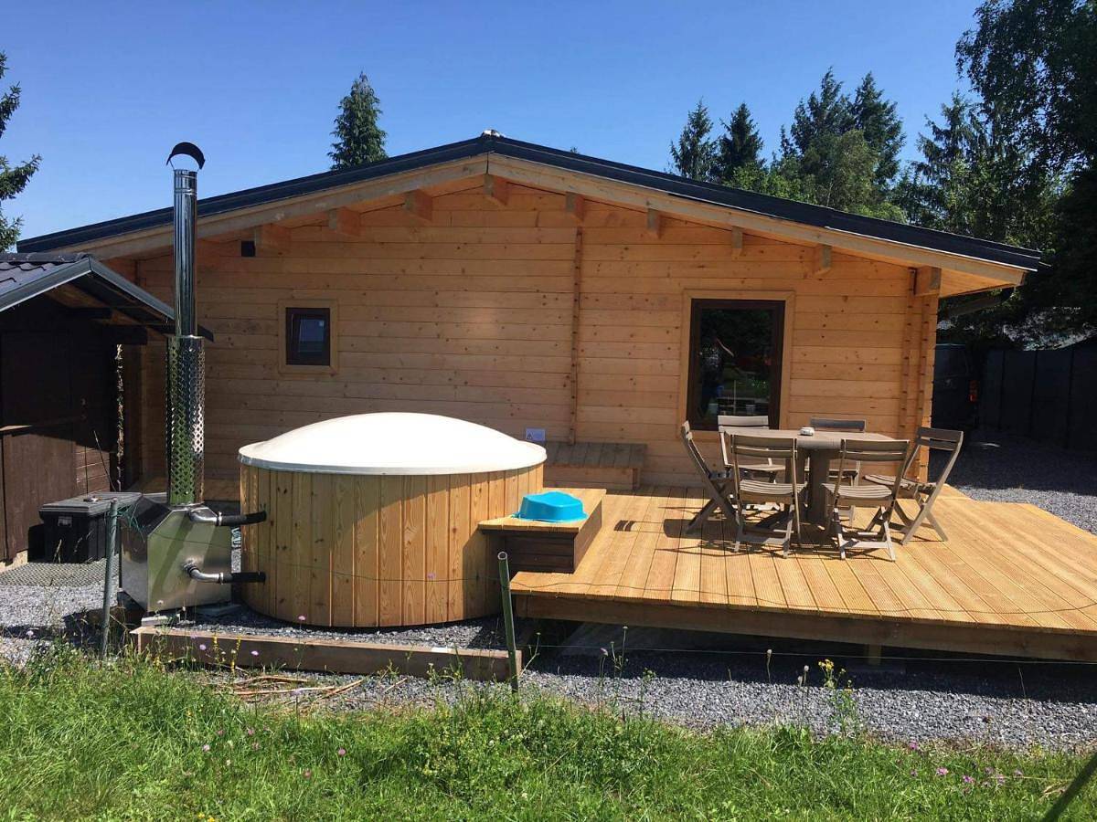 Le bain de la lesse in Resteigne, Tellin