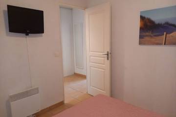 Appartement De Vacances pour 4 Personnes dans Carro, Martigues, Photo 2