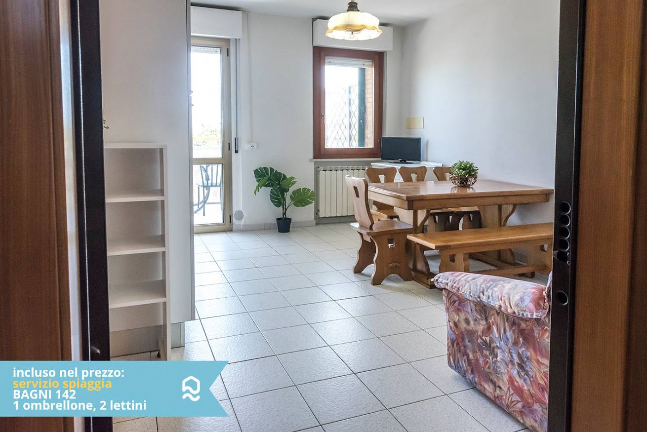 Apartamento entero, Se005 - Senigallia, three-room apartment on the sea with beach included in Senigallia, Senigallia (Municipality)
