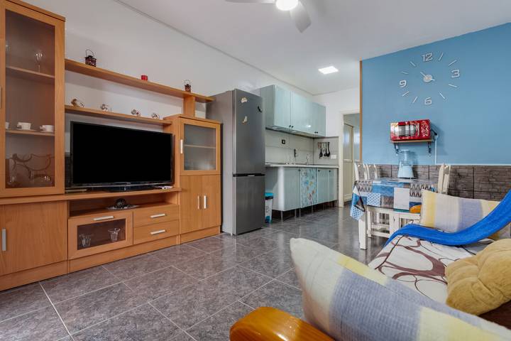 Apartamento entero, Apartamento Vacacional 'Casa Lita' con Piscina Compartida, Terraza Privada y Wi-Fi in Costa de Antigua, Antigua