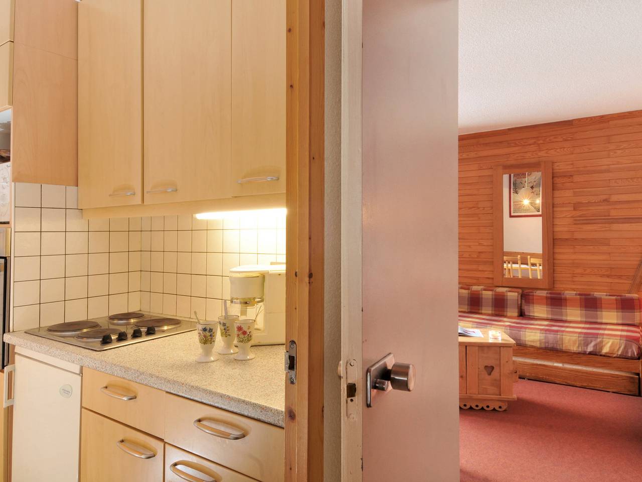 Appartement entier, Appart 2 pièces 5 pers. au cœur de la station avec balcon et piscine in La Plagne, La Plagne-Tarentaise