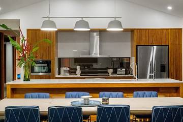 Holiday Home for 8 People in Airlie, Airlie Beach, Photo 4