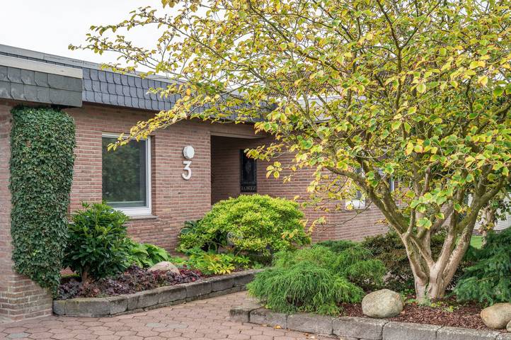 Ganze Wohnung, Apartment 'Lortz' mit privater Terrasse, Gemeinschaftsgarten und Wlan in Cuxhaven, Cuxland