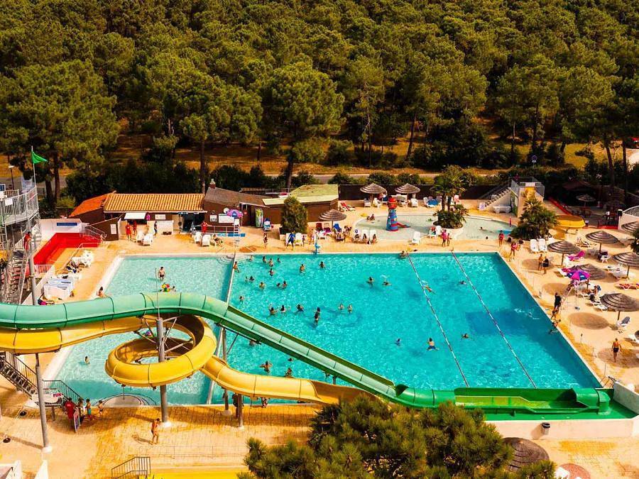 Tour Opérateur et particuliers sur camping Bonne Anse - Funpass non inclus - Mobilhome 6 personas - Mobil Home Ba 233 - 36m2 - 3 habitaciones in Les Mathes, Côte de Beauté