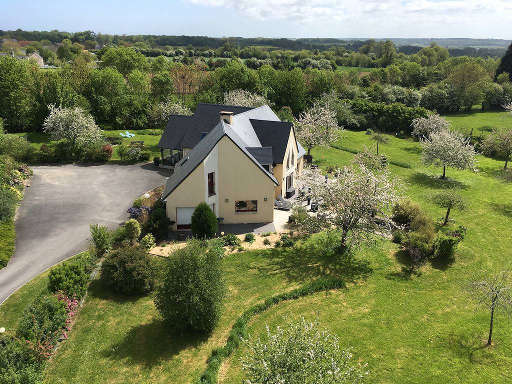 Le Clos des Pommiers, chambres d'hôtes & Spa - Chambre Romantique in Tracy-sur-Mer, Région de Bayeux